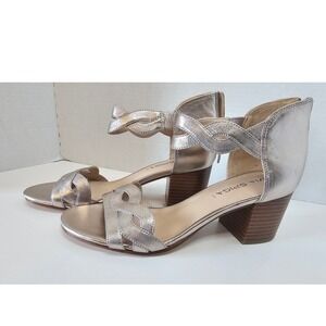 Via Spiga Lena Block Heel Ankle Strap Sandal Champagne Metallic Leather 8M NWOT